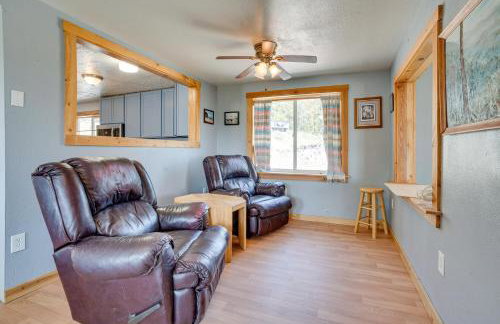 Secluded Washington Cabin Near Hikes and Lakes! - Foto 13