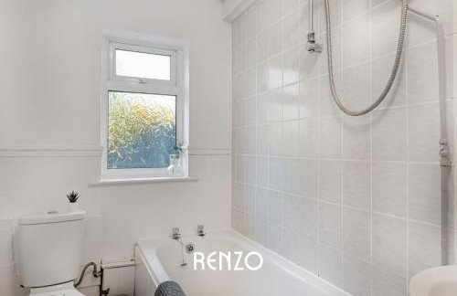 Vibrant and Cosy 3-Bed Home in Nottingham by Renzo, Perfect for Contractors, Free Parking! - Foto 22