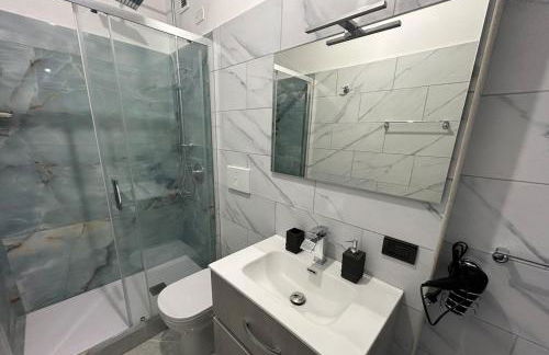 Modern apartment, terrace, AC and WiFi - Photo 14