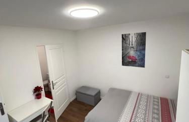 2 PIECES proche du centre PARIS 15 min - Foto 2