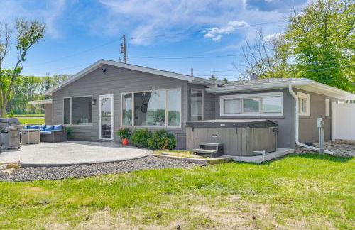 Steps to Mississippi River Cozy Hot Tub Haven! - Foto 3