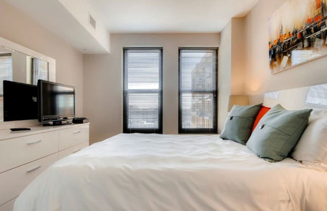 Bluebird Suites near Pentagon - Photo 32