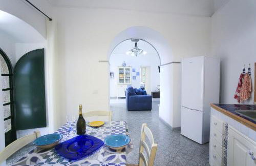 Sorrento dream home - Photo 14