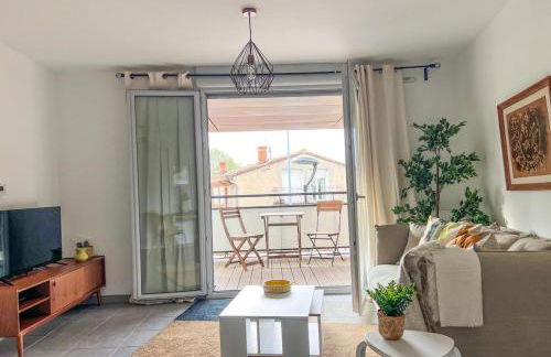 Confortable T2 pour 4 voyageurs, parking privé et terrasse - Foto 16