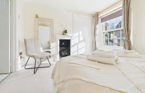 Romantic Cottage in the Cotswolds with Private Parking and WiFi - Foto 6