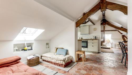 Appartement de charme sous les toits - Foto 2