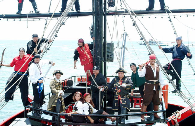 Captain Hook Show Piraten und Abendessen - Foto 3