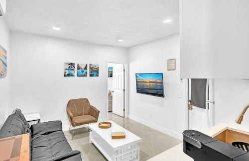Boutique One Bdrm Close To Aventura Mall & Beach - Foto 1