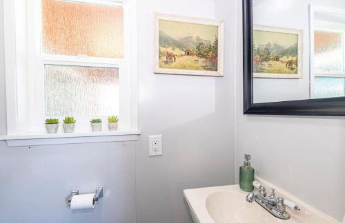 Sierra Vista by Willowbend Creek and waterfalls, Sleeps 16, with Hot tub, Play Yard, Arcade - Foto 24