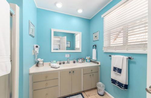 Heaven Can't Wait - Photo 28