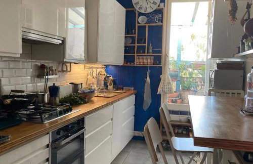 Appartement terrasse proche vieux-port - Photo 10