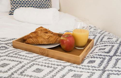 Lovely 2-bedroom Seaside Retreat with Free Parking - Foto 8