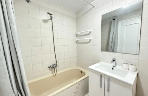 Poseidon Sea Views & Pool Apartment - Photo 13