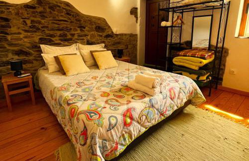 Casas dos Carregais - Foto 41