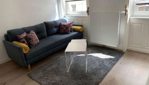 Schöne Altbauwohnung in Stuttgart OST Ostendplatz - Foto 2