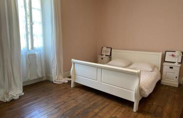 Maison de Famille Les Tourelles - Foto 15