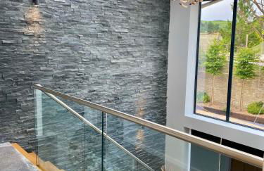 Stunning modern home set in beautiful grounds. - Foto 16