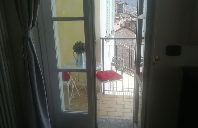 Romantic Penthouse on Lake Como - Photo 10