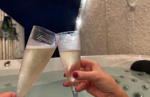 Loudoun Mains Luxury Lodges - Foto 24