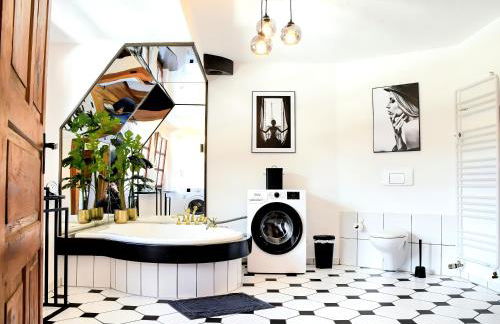 ROMANTIC-Apartment - Altbauflair mit Dachterrasse & Waldblick, Maisonette, 80m2 - Foto 6