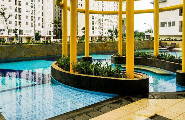 Modern and Comfort 2BR Bassura City Apartment - Foto 32