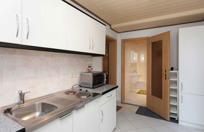 Family-friendly Forest Home - Foto 6