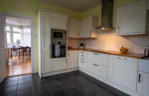 Entire home in Streatham with lovely views & ultra fast Wi-Fi - Foto 7