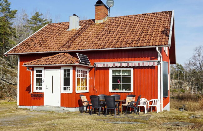 6 Person Holiday Home in Stromstad - Photo 1