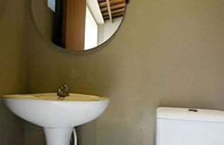 Casa com piscina privativa, 4 minutos da praia - Foto 22