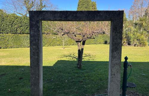 T3 Cozy Old House with XL garden - Foto 16