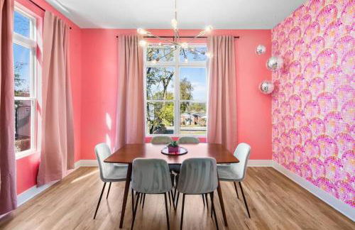 Ultimate Bach 10min to DT IG Walls Every Room - Foto 16