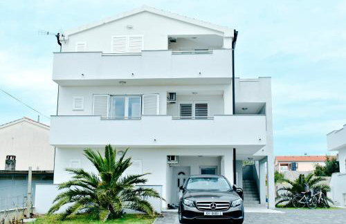 Apartmani Lovrenčić - Foto 1