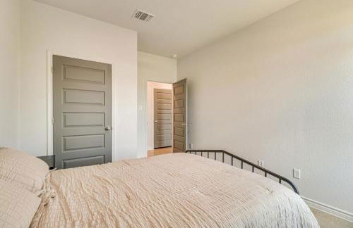 2 Mi to Dtwn Dining! Pet-Friendly Temple Townhome - Foto 22