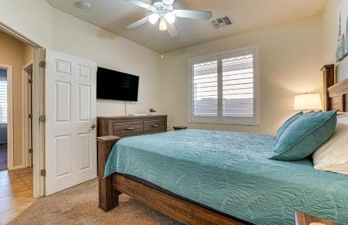 5 Mi to Surprise Stadium Chic Home with Pool - Foto 17