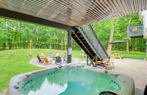 9 Mi to Camelback! Home with Hot Tub and Fire Pit - Foto 35