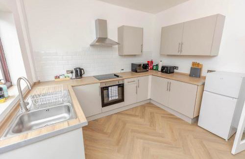 Cosy city centre home - Wi-Fi - Free Parking - Photo 4