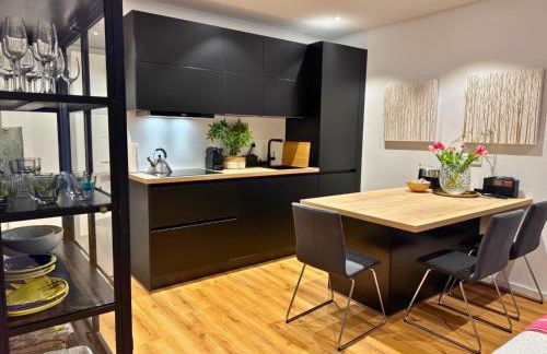 Top Apartment in Kranenburg - central & quiet - terrace and large windows - incl parking, fast WiFi, Box-Spring bed, washer & dryer, Netflix - Foto 6