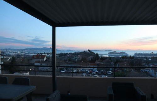 Estaque Cozy nest with a magical view of the sea - Foto 43