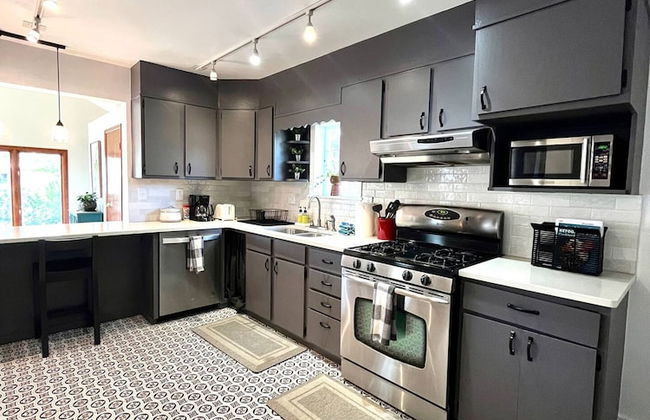 Victorian Gem Walk to Downtown Claw Tub Yard - Foto 18