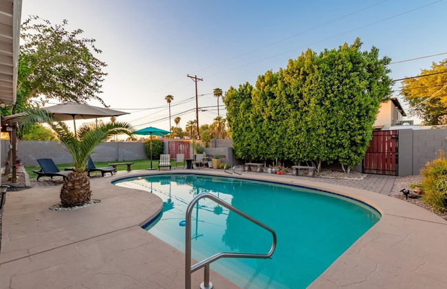 Sunset ASU Private Pool Updated Kitchen Baths - Foto 17