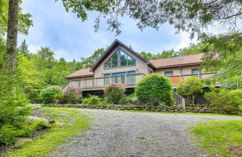 Cabin with Hot Tub and WiFi 4 Mi to Snowshoe Resort - Foto 41