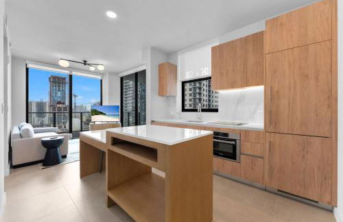 Chic Downtown Miami 2BR City Views Rooftop Pool - Foto 16