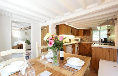 Honeysuckle Cottage- East Meon - Foto 7