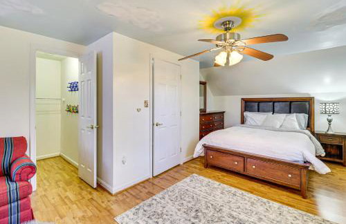 Walk to Lake and Boat Ramp Central Gem in Annapolis - Foto 29