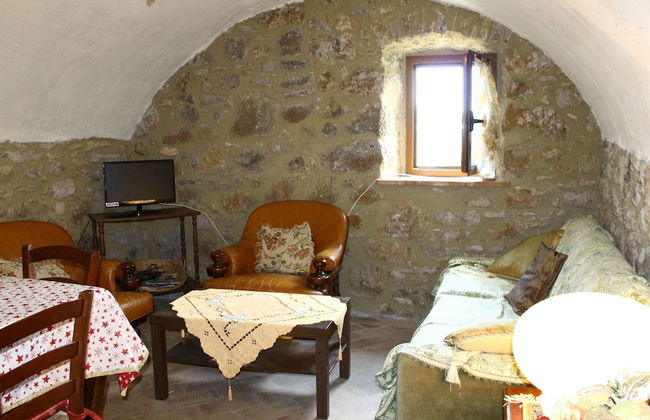 Holiday Home in Canossa With Swimming Pool, Garden, Barbecue - Foto 18