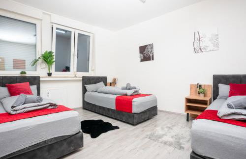 Serviceroom24 - Apartment 3 in Recklinghausen WLAN - Smart-TV - 24-7 Check-in und Küche - Foto 19