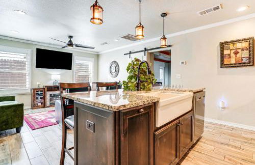 Fenced Yard Modern Barndominium in Amarillo! - Photo 8