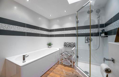 The Old Mill, Deluxe holiday home with a view - Foto 38