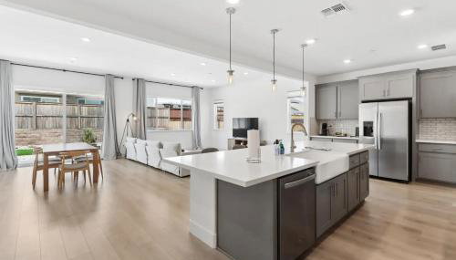 Spacious new house in Folsom Ranch 4BD and 3BA with backyard and BBQ grill - Foto 5