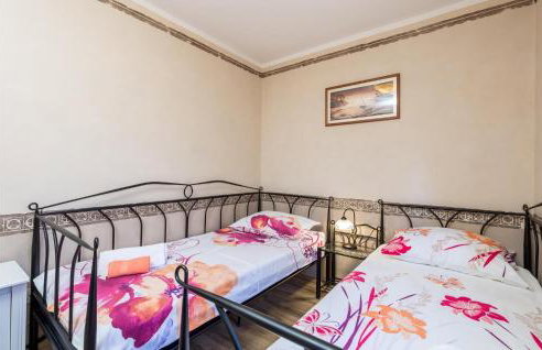 Gorgeous Home In Zgaljici With Sauna - Foto 35